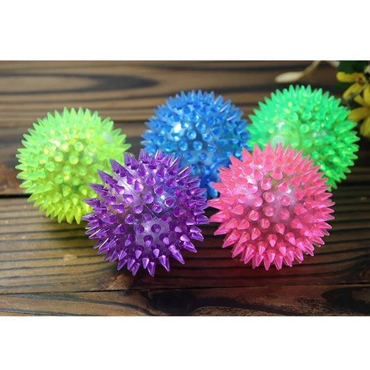 Dog Spiky Ball Toys, Dog Squeaky Chew Balls with Ultra Bouncy, Durable Rubber Dog Toys Ball for Puppy Teething Toys and Pet Cleans Teeth