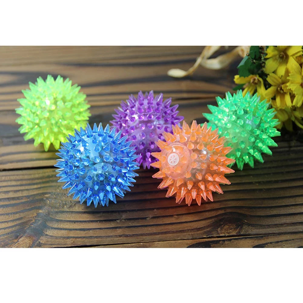 Dog Spiky Ball Toys, Dog Squeaky Chew Balls with Ultra Bouncy, Durable Rubber Dog Toys Ball for Puppy Teething Toys and Pet Cleans Teeth